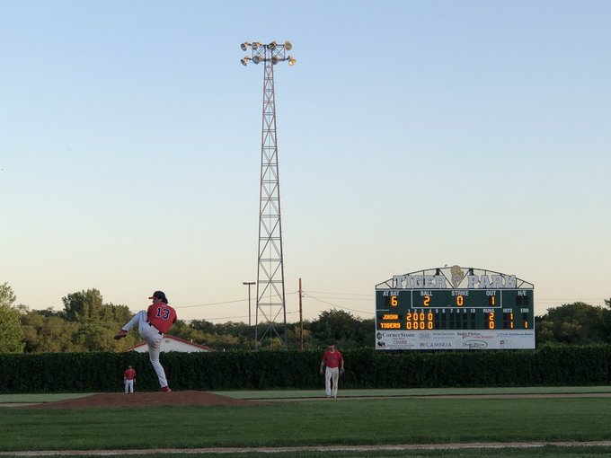 Jake Mercado pitches vs Jordan.jpg