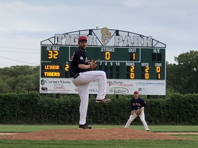 Zac Dahlke pitching